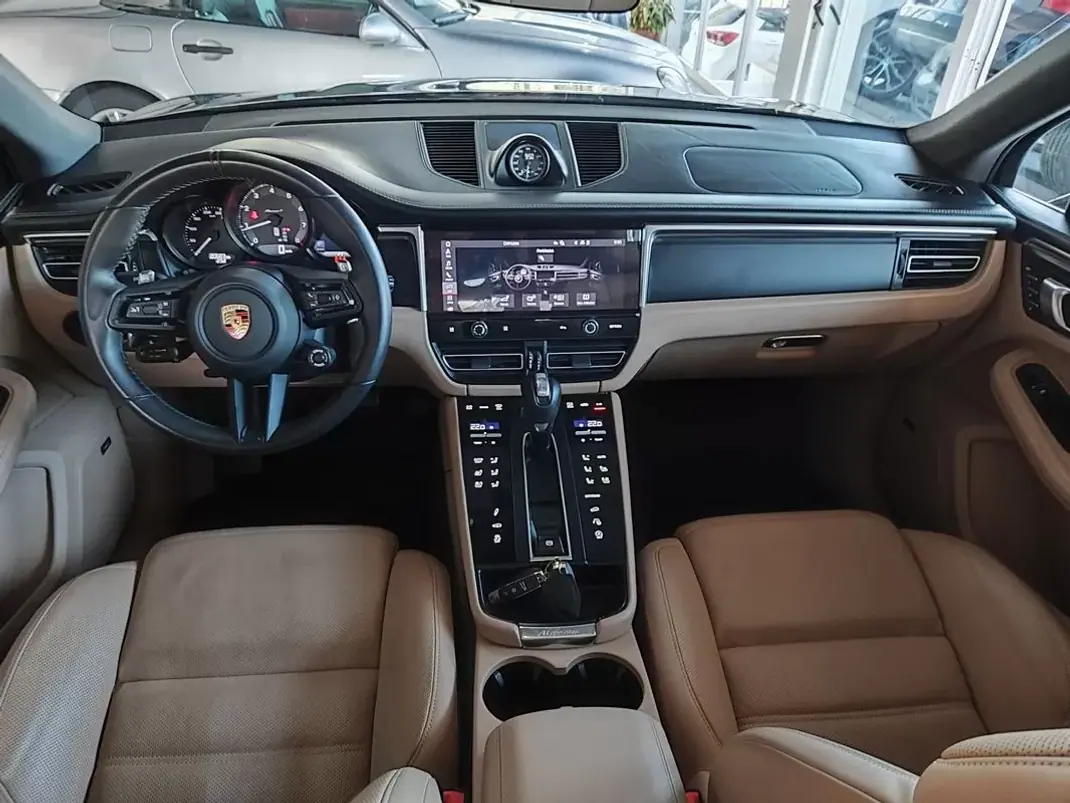 Porsche Macan 2024 - 84900 EUR, 20700 km - AUTO.MOTO.pt - 20700km - foto 22 de 41