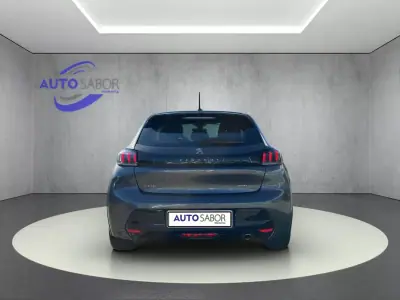 Peugeot 208 2020 - 19450 EUR, 45250 km - AUTO.MOTO.pt - 45250km - foto 4 de 12