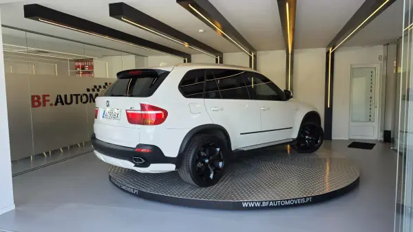 BMW X5 2008 - 16900 EUR, 205395 km - AUTO.MOTO.pt - 205395km - foto 4 de 64