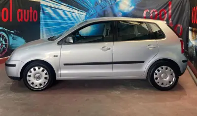 Volkswagen Polo 2003 - 2600 EUR, 105000 km - 105000km - foto 3 de 28