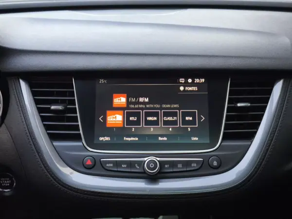 Opel Grandland X 2020 - 17990 EUR, 65073 km - AUTO.MOTO.pt - 65073km - foto 8 de 38