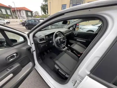 Citroën C3 2019 - 8750 EUR, 123000 km - AUTO.MOTO.pt - 123000km - foto 27 de 48