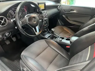Mercedes-Benz A 180 2014 - 14999 EUR, 191121 km - AUTO.MOTO.pt - 191121km - foto 13 de 24