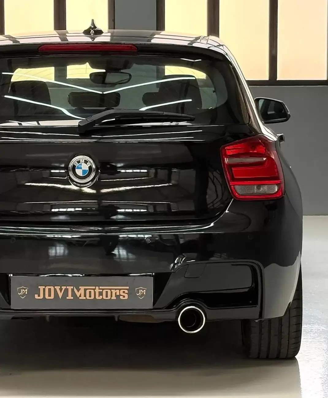 BMW 116 2012 - 13950 EUR, 261000 km - AUTO.MOTO.pt - 261000km - foto 22 de 37