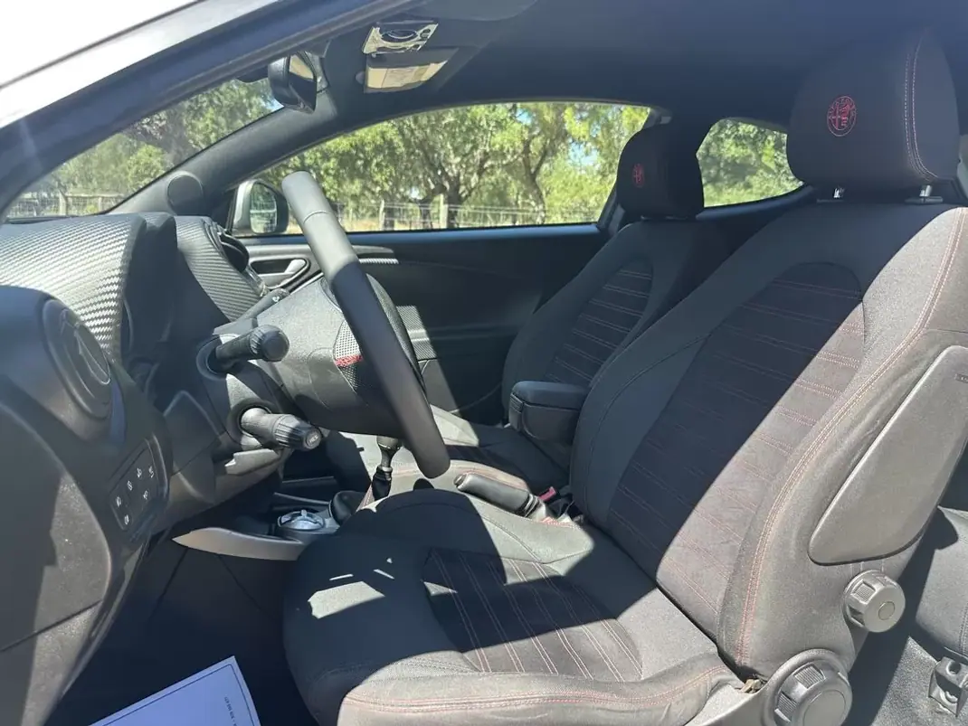 Alfa Romeo MiTo 2016 - 8750 EUR, 90000 km - 90000km - foto 7 de 11