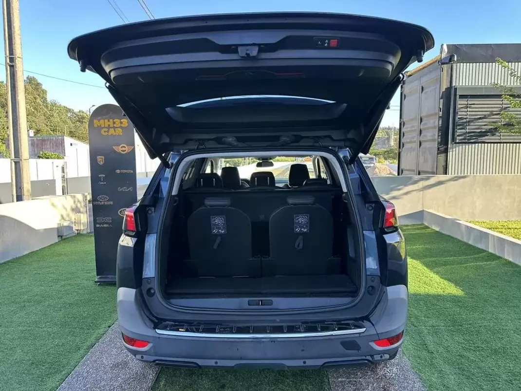 Peugeot 5008 2018 - 14900 EUR, 220000 km - 220000km - foto 23 de 60