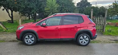 Peugeot 2008 2019 - 9990 EUR, 184000 km - AUTO.MOTO.pt - 184000km - foto 4 de 16