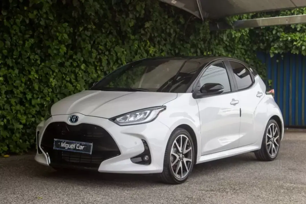 Toyota Yaris 2021 - 22900 EUR, 16000 km - AUTO.MOTO.pt - 16000km - foto 3 de 17