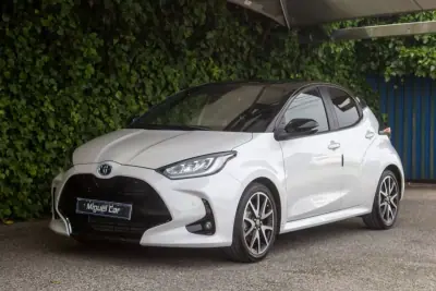 Toyota Yaris 2021 - 22900 EUR, 16000 km - AUTO.MOTO.pt - 16000km - foto 3 de 17