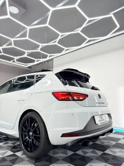 SEAT Leon 2016 - 25500 EUR, 137000 km - AUTO.MOTO.pt - 137000km - foto 8 de 33