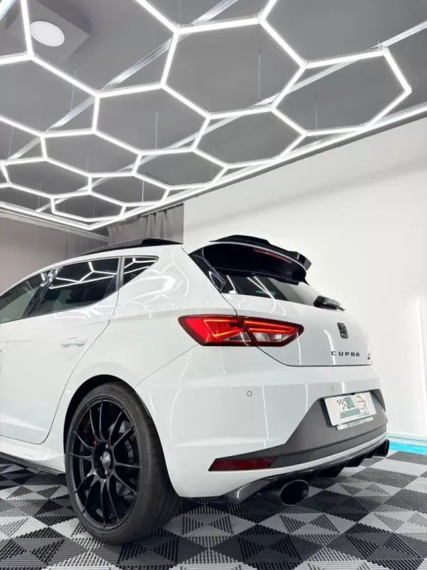 SEAT Leon 2016 - 25500 EUR, 137000 km - AUTO.MOTO.pt - 137000km - foto 8 de 33