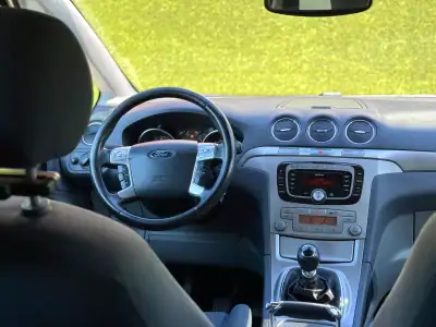 Ford S-Max 2007 - 6990 EUR, 270000 km - AUTO.MOTO.pt - 270000km - foto 3 de 7