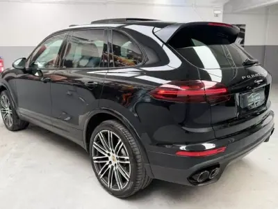 Porsche Cayenne 2017 - 44900 EUR, 162000 km - foto 5 de 14