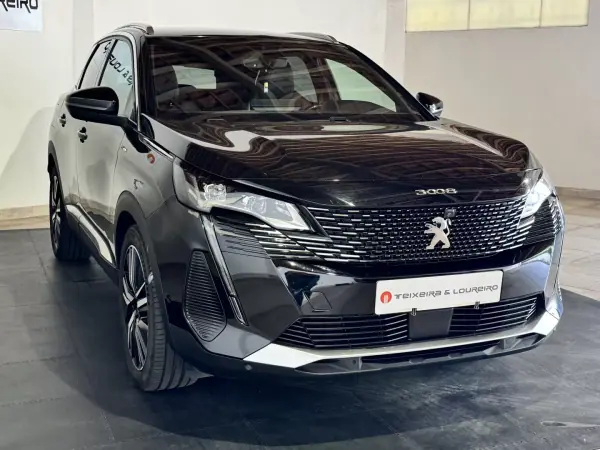 Peugeot 3008 1.6 Hybrid GT Pack e-EAT8 2022 Híbrido Plug-In