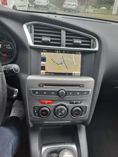 Citroën C4 2016 - 7490 EUR, 232353 km - AUTO.MOTO.pt - 232353km - foto 12 de 16