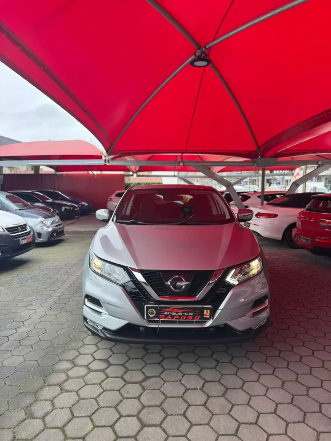 Nissan Qashqai 2018 - 18500 EUR, 118088 km - AUTO.MOTO.pt - 118088km - foto 2 de 16