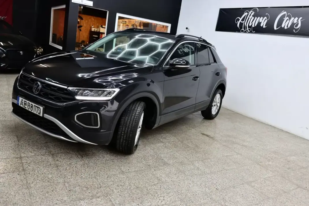 Volkswagen T-Roc 2023 - 22900 EUR, 50683 km - 50683km - foto 4 de 31