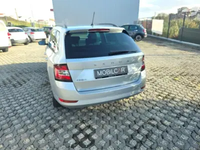 Skoda Fabia Break 2021 - 14200 EUR, 67411 km - AUTO.MOTO.pt - 67411km - foto 18 de 22