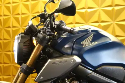 Honda CB 1100 2021 - 6900 EUR, 16000 km - AUTO.MOTO.pt - 16000km - foto 2 de 11
