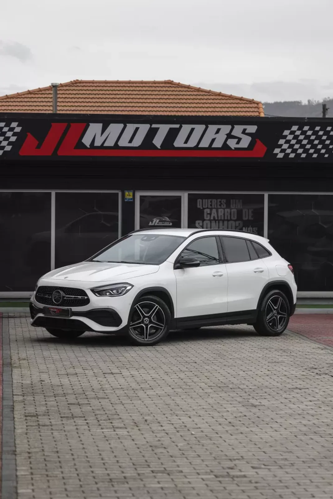 Mercedes-Benz GLA 180 2021 - 41900 EUR, 54000 km - AUTO.MOTO.pt - 54000km - foto 2 de 29