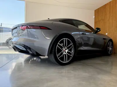 Jaguar F-Type 2018 - 46000 EUR, 64300 km - AUTO.MOTO.pt - 64300km - foto 78 de 135