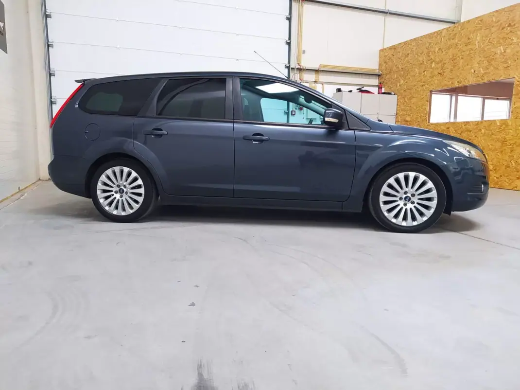 Ford Focus SW 2008 - 5950 EUR, 248000 km - 248000km - foto 5 de 16