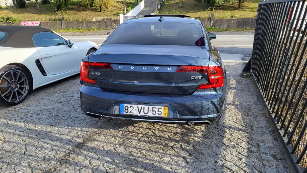 Volvo S90 2017 - 16900 EUR, 292100 km - 292100km - foto 8 de 44