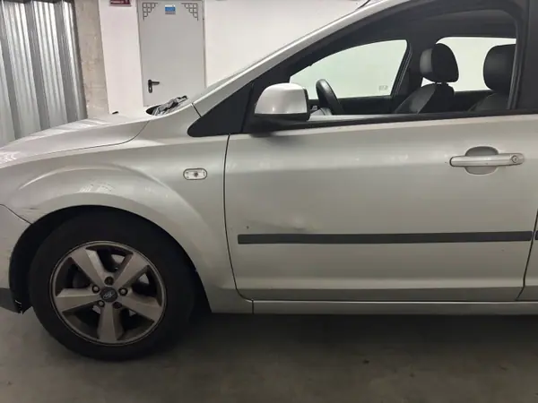 Ford Focus SW 2005 - 2200 EUR, 362000 km - AUTO.MOTO.pt - 362000km - foto 3 de 14