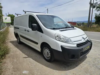 Citroën Jumpy 2011 - 8250 EUR, 285000 km - AUTO.MOTO.pt - 285000km - foto 3 de 10