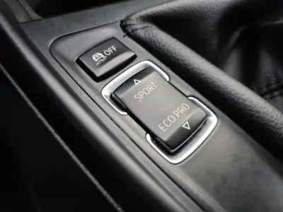 BMW 116 2014 - 11990 EUR, 180000 km - AUTO.MOTO.pt - 180000km - foto 28 de 32