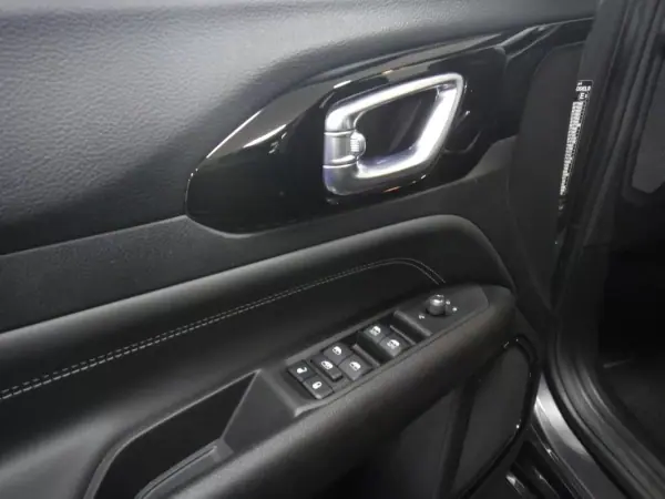 Jeep Compass 2021 - 20900 EUR, 100000 km - AUTO.MOTO.pt - 100000km - foto 11 de 40