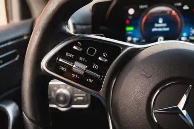 Mercedes-Benz A 250 2022 - 25000 EUR, 124440 km - AUTO.MOTO.pt - 124440km - foto 9 de 24