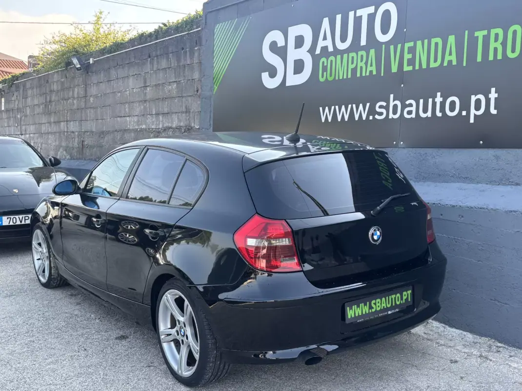 BMW 118 2008 - 7500 EUR, 350000 km - 350000km - foto 6 de 20