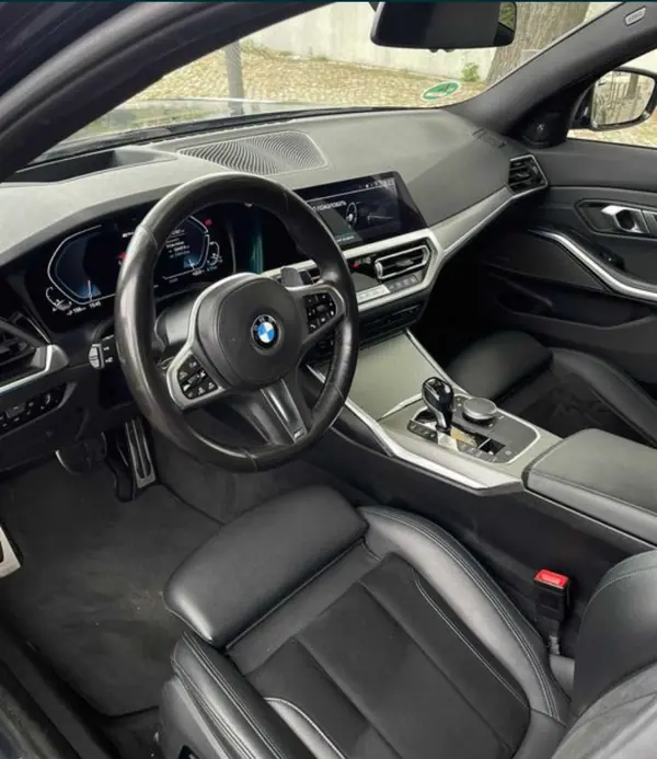 BMW 318 2019 - 25590 EUR, 98500 km - AUTO.MOTO.pt - 98500km - foto 7 de 10