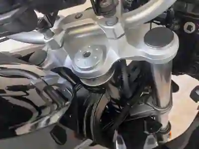 BMW F 800 GS Triple Black 2025 - 12400 EUR, 350 km - 350km - foto 10 de 15