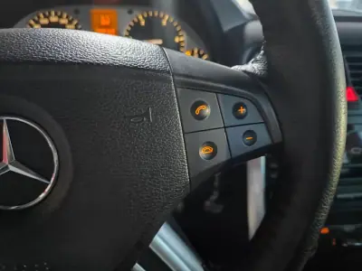 Mercedes-Benz B 200 2005 - 7250 EUR, 226300 km - AUTO.MOTO.pt - 226300km - foto 26 de 33