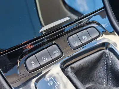 Opel Grandland X 2020 - 17990 EUR, 65073 km - AUTO.MOTO.pt - 65073km - foto 12 de 38