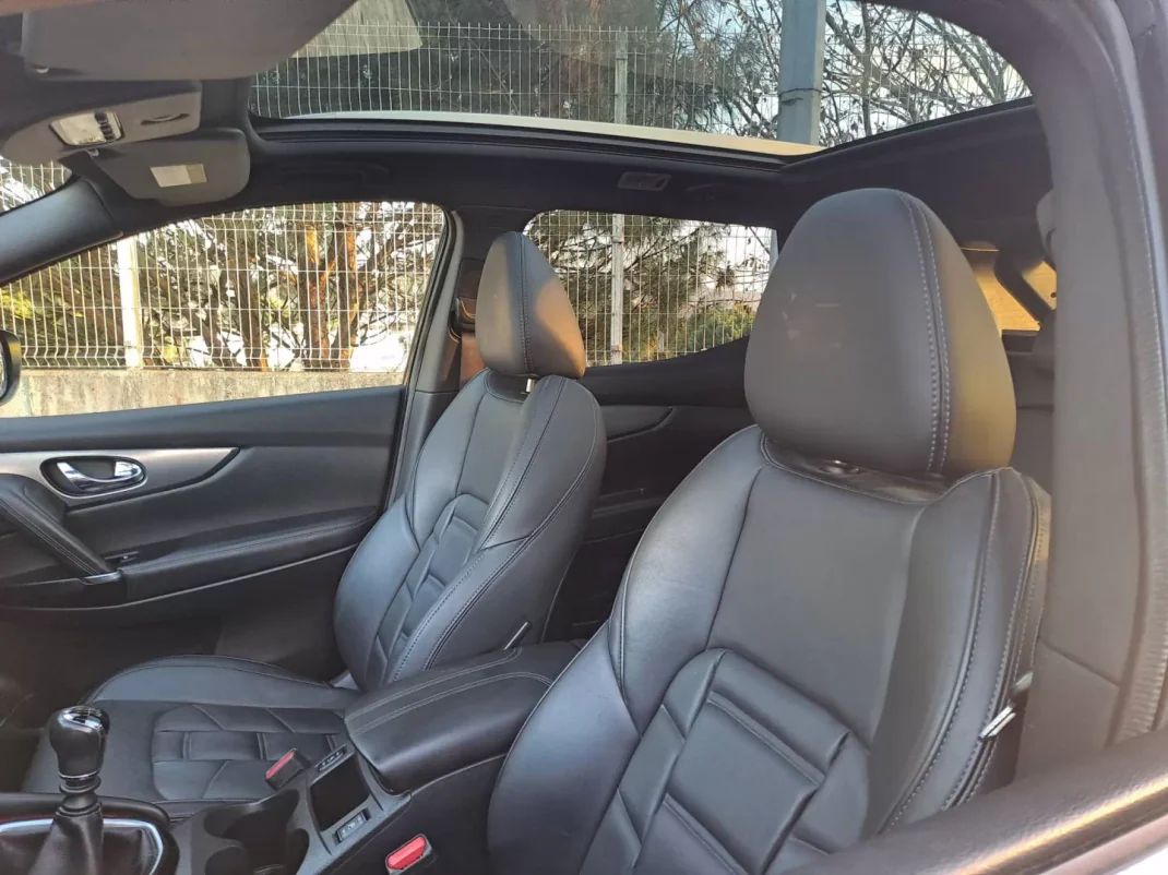 Nissan Qashqai 2020 - 21990 EUR, 139000 km - AUTO.MOTO.pt - 139000km - foto 9 de 19