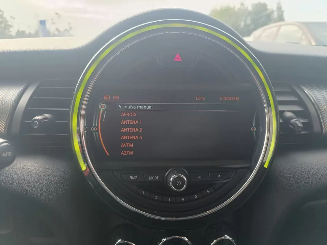 MINI Cooper S 2016 - 15900 EUR, 231018 km - AUTO.MOTO.pt - 231018km - foto 27 de 43