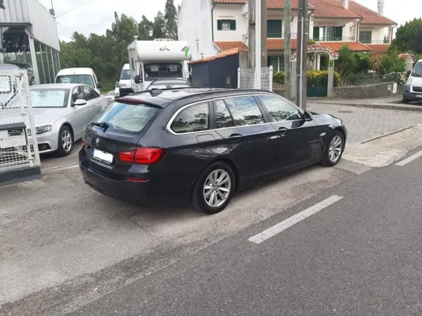 BMW 520 2012 - 13400 EUR, 206550 km - AUTO.MOTO.pt - 206550km - foto 9 de 28