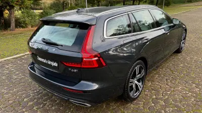Volvo V60 2020 - 26500 EUR, 129000 km - AUTO.MOTO.pt - 129000km - foto 20 de 25