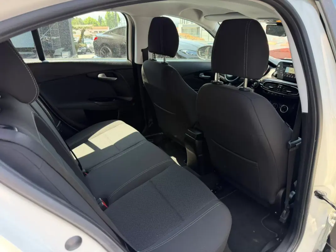 Fiat Tipo 2022 - 15300 EUR, 64000 km - 64000km - foto 12 de 12