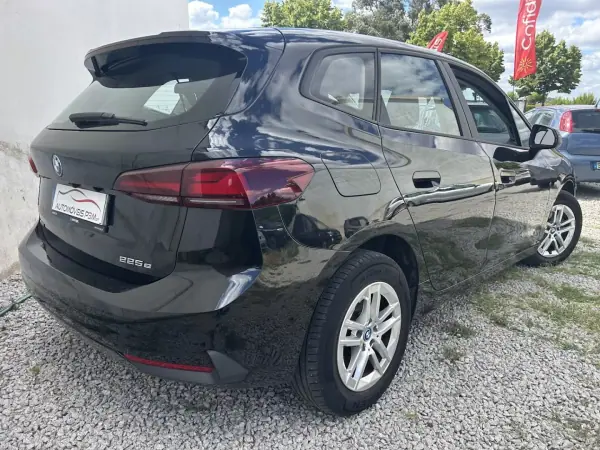 BMW 225xe Active Tourer 2023 - 27990 EUR, 50700 km - AUTO.MOTO.pt - 50700km - foto 15 de 17