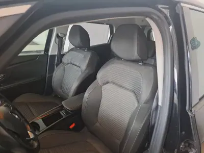 Renault Scénic 2017 - 9980 EUR, 262136 km - AUTO.MOTO.pt - 262136km - foto 12 de 39