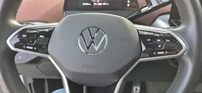 Volkswagen ID.5 2023 - 35750 EUR, 57000 km - AUTO.MOTO.pt - 57000km - foto 13 de 28