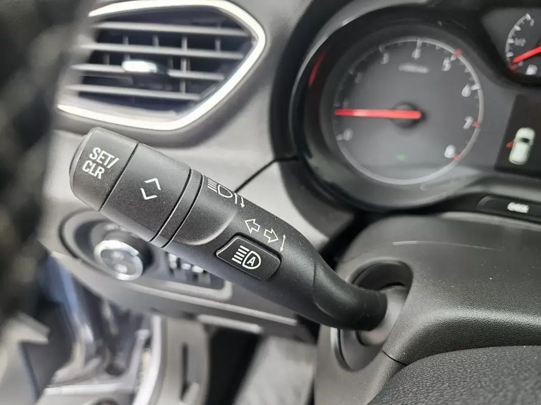 Opel Grandland X 2020 - 18800 EUR, 53900 km - AUTO.MOTO.pt - 53900km - foto 23 de 41