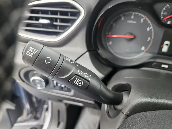 Opel Grandland X 2020 - 18800 EUR, 53900 km - AUTO.MOTO.pt - 53900km - foto 23 de 41