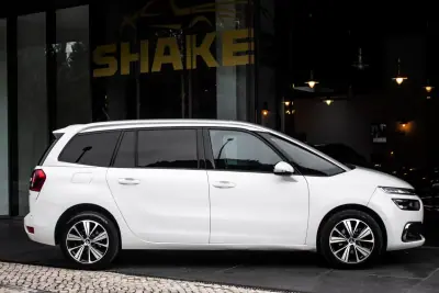 Citroën Grand C4 Spacetourer 2019 - 10750 EUR, 230819 km - AUTO.MOTO.pt - 230819km - foto 5 de 38