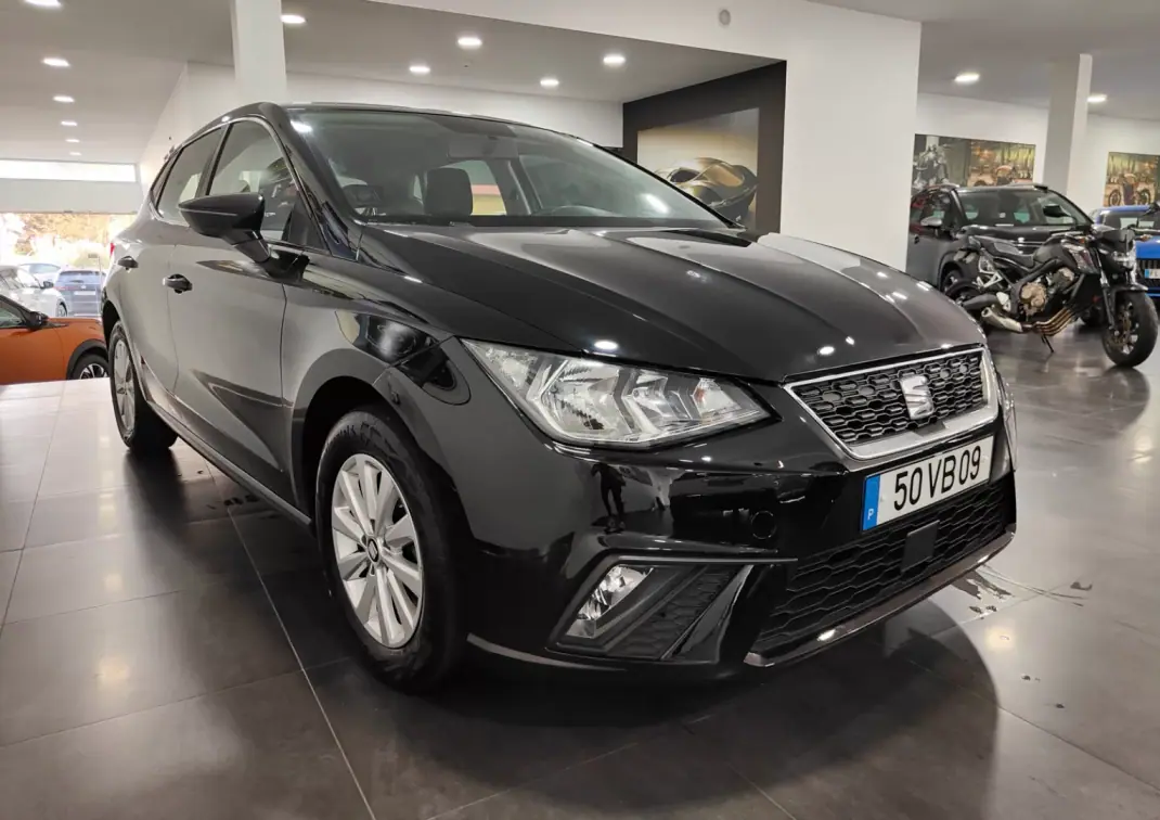 SEAT Ibiza 2018 - 11990 EUR, 150000 km - AUTO.MOTO.pt - 150000km - foto 5 de 30