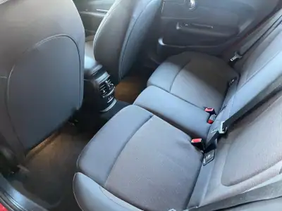 MINI Clubman 2019 - 22000 EUR, 169000 km - AUTO.MOTO.pt - 169000km - foto 9 de 11